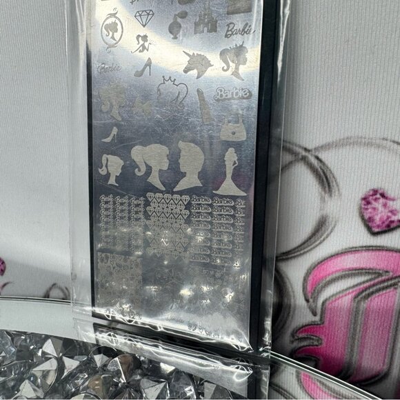 Barbie nail stamp kit stamping set nails fingers toes painting πΌοΈ π
 brand new - Picture 3 of 4